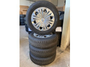 Jeu de roues hiver avec enjoliveur Audi Q3 F3 acier 17 pouces 215/65 R17 99H d'occasion
