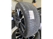 Winterräder Original Volvo 17 Zoll V60 II S60 II 5-Spoke Black Diamond Cut Alloy 225/50R17 98V 31471310