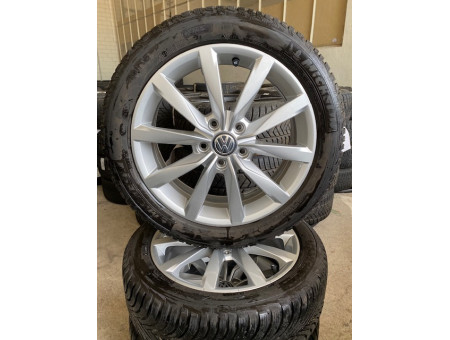 Original VW Golf VII Winterradsatz Winterräder 205/50R17 93H Dijon 5G0601025K