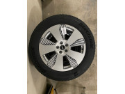 Winterrädern Original Audi e-tron 5 Arm Aero Design mit Grafikdruck Bridgestone 255/55R19