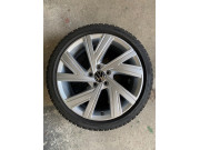 Winterräder Original VW Golf 8 CD1 Bergamo Pirelli 225/40R18 92V XL DOT21 5H0601025AB