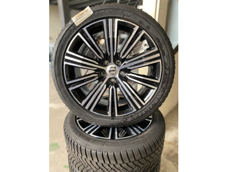 Roues hiver Origine Volvo jantes 18 pouces V60 S60 II noir brillant tournées 235 / 45R18 98V 31471312
