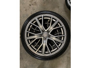 Sommerräder Original Rad Audi Sport A4 S4 / A4 S4 Avant B9 5-V-Speichen-Rad 245/35R19 8W0601025DH