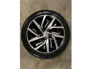 Sommerräder Original Volvo 18 Zoll V60 S60 II 5-Y Spoke Black Diamond Cut -1037 235/45R18 98W 31471311