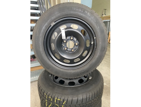 Originele BMW winterwielen 1er F40 2er F44 schijfwiel staal zwart Continantal 195/60R16 6864660
