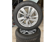 Winterräder Original VW Touran 5T1 Karlstad Pirelli 205/60R16 96H DOT23 5TA601025Q
