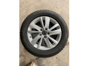 Winterräder Original VW Touran 5T1 Karlstad Pirelli 205/60R16 96H DOT23 5TA601025Q
