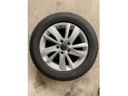 Winterräder Original VW Touran 5T1 Karlstad Pirelli 205/60R16 96H DOT23 5TA601025Q
